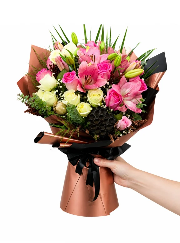 Pembe Lilyum Buketi