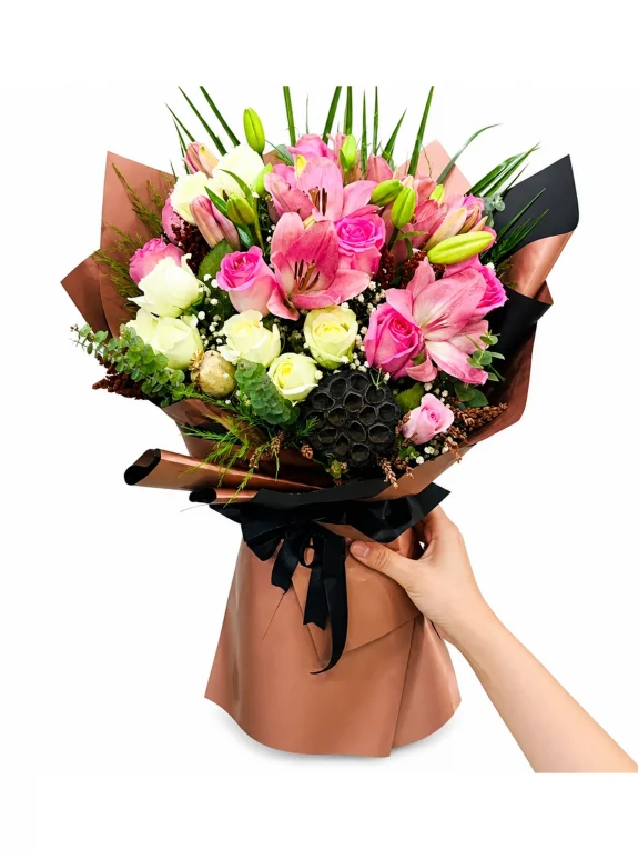 Pembe Lilyum Buketi